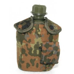 Water bottle with cup, pouch Flecktarn